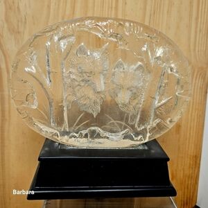Vintage Battery-operated Color Changing Clear Acrylic Wolf Pair Scene